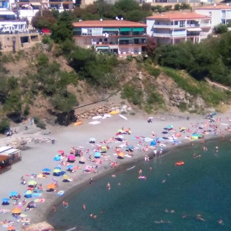 Ca La Nuri Pis 4 Vistas Al Mar Apartment Llanca Exterior photo
